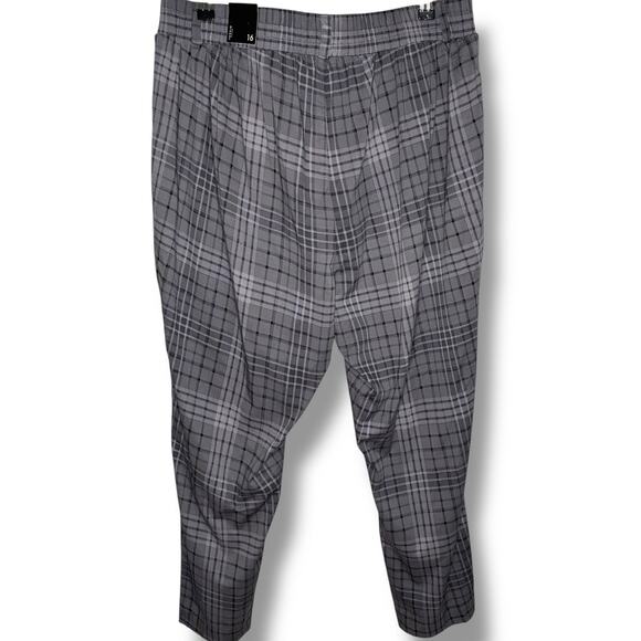 Torrid Pants Women's Sz 16 NWT Plaid Pleated Front Taper Stretch Cropped Pockets - Picture 2 of 7
